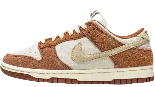 DUNK LOW "medium curry"