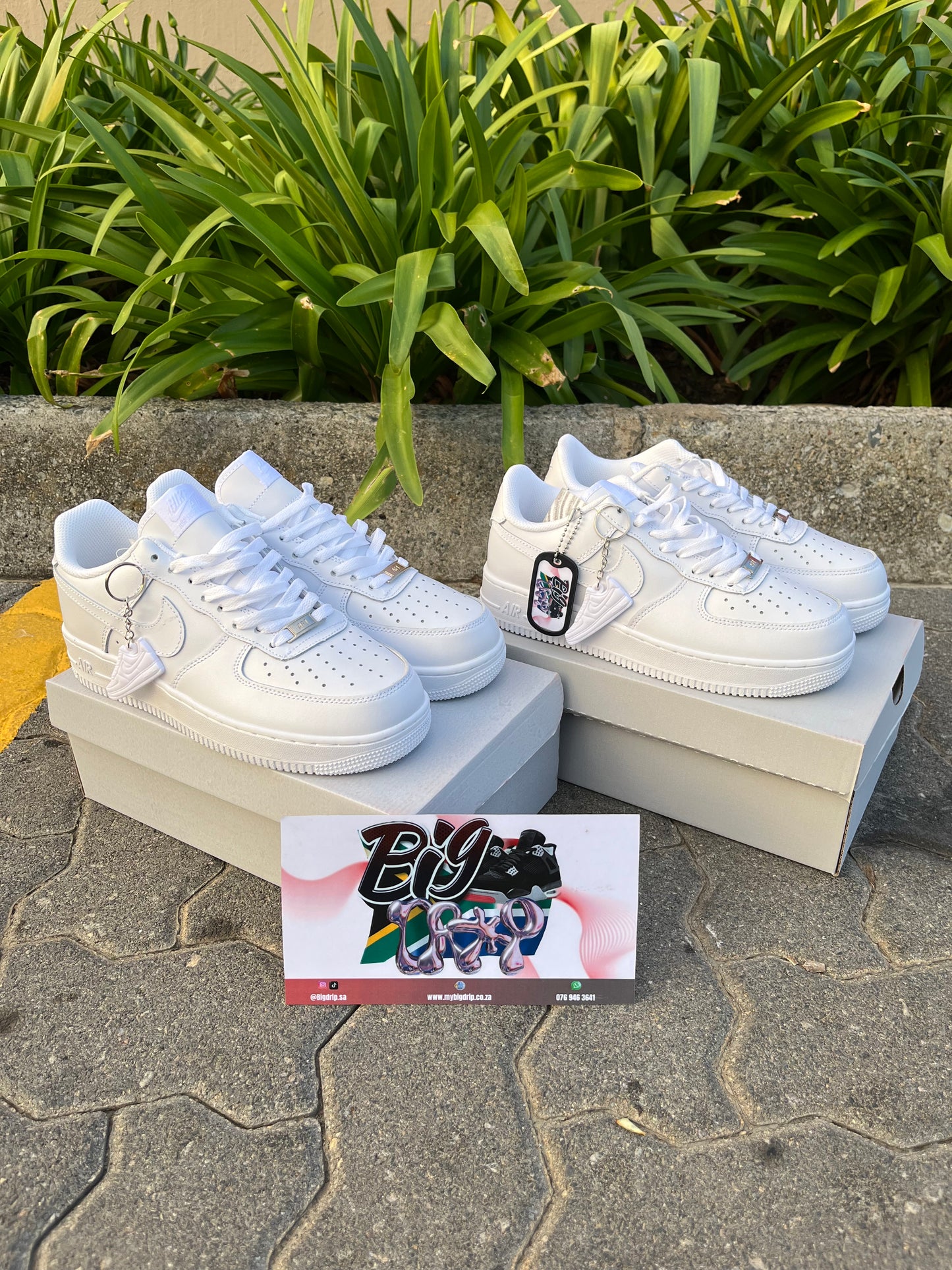 1x AIRFORCE 1 LOW ‘TRIPLE WHITE’