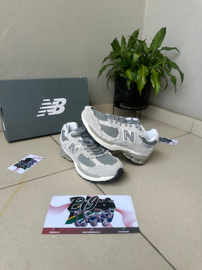 200r “grey"