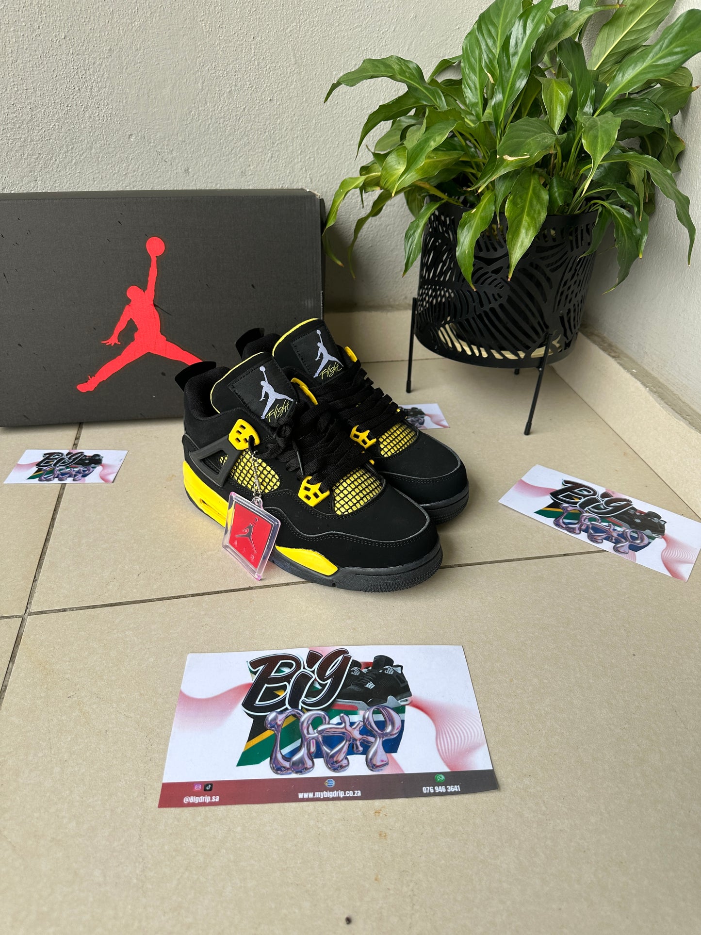 AIR JORDAN 4 RETRO GS "Thunder 2023"