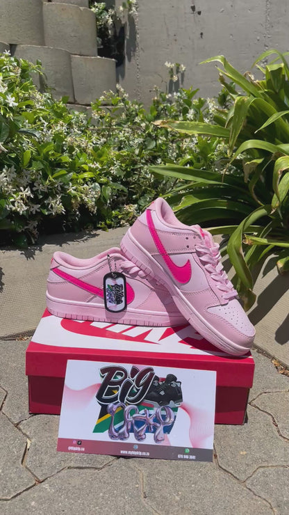 DUNK LOW "pink foam"
