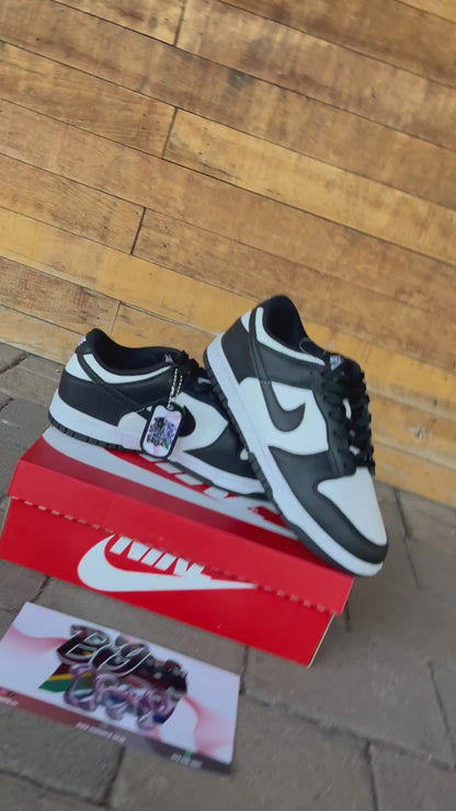 DUNK LOW ‘PANDA’